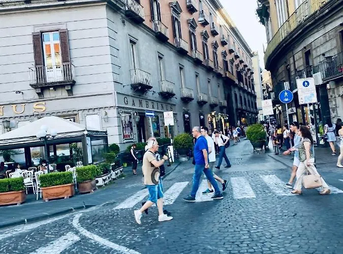 Da Vivere 3* Nápoles